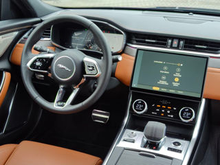 Jaguar XF foto 12