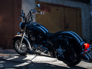 Suzuki Intruder / Boulevard foto 9