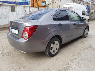 Chevrolet Aveo foto 6