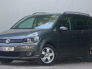 Volkswagen Touran foto 3