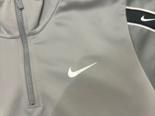 Батник Nike foto 2