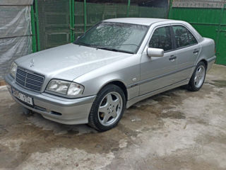 Mercedes C-Class