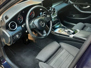 Mercedes C-Class foto 8