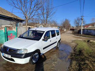 Dacia Logan foto 5