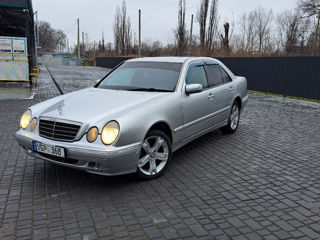 Mercedes E-Class