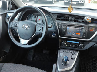 Toyota Auris foto 13