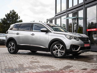 Peugeot 5008 foto 1