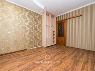 Apartament cu 3 camere, 78 m², Buiucani, Chișinău foto 4