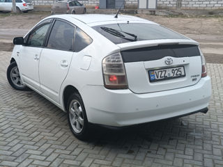 Toyota Prius foto 3