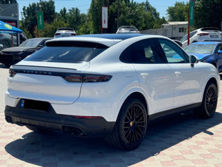 Porsche Cayenne Coupe foto 4