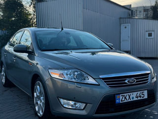 Ford Mondeo foto 1