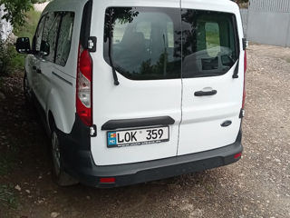 Ford Transit Connect foto 4