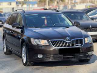 Skoda Superb foto 4