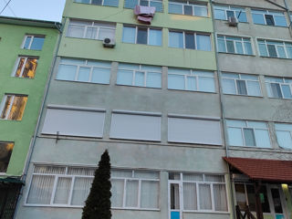 Apartament cu 4 camere, 128 m², Telecentru, Chișinău foto 8