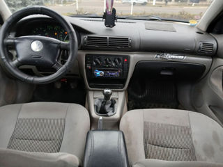 Volkswagen Passat foto 9