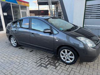 Toyota Prius foto 2