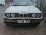 BMW 5 Series foto 1