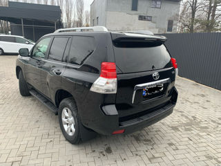 Toyota Land Cruiser Prado foto 2