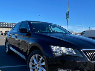 Skoda Superb foto 3