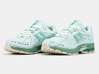 New Balance 1906R Green Women's foto 3