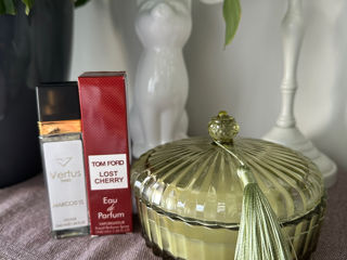 Tom Ford Lost of cherry, Vertus Narcosis foto 1