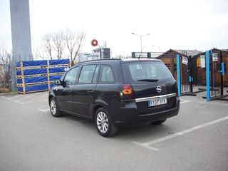 Opel Zafira foto 3