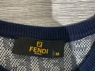 Продам лонгслив Fendi foto 2