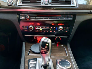 BMW 7 Series foto 6