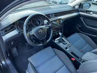 Volkswagen Passat foto 8