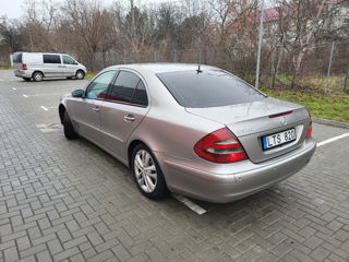 Mercedes E-Class foto 3