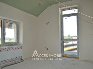 Duplex în 2 nivele! str. Tineretului, Poiana Domnească, 3 camere + living. Varianta Albă! foto 2