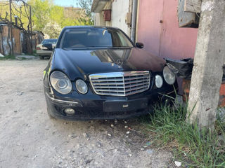 Mercedes w211 dezmebrare