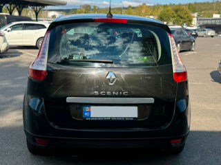 Renault Grand Scenic foto 6