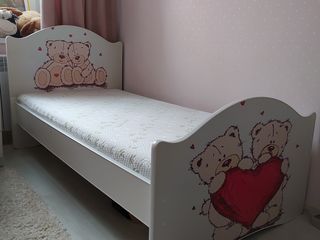 Детская кровать с матрасом и бортиками foto 2