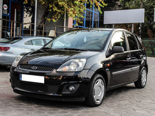 Ford Fiesta foto 3