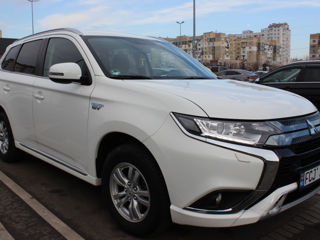 Mitsubishi Outlander foto 5