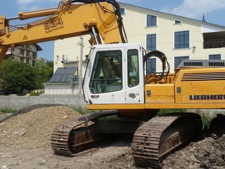 Excavator Liebherr R934 foto 4