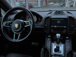 Porsche Cayenne foto 6