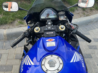 Honda CBR1000RR foto 1