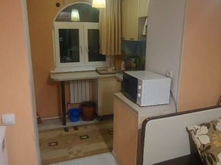 Apartament cu 2 camere, 33 m², Centru, Bălți foto 3