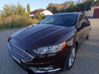 Ford Fusion foto 3