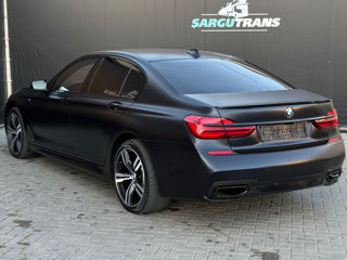 BMW 7 Series foto 6