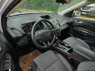 Ford Kuga foto 8