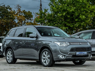 Mitsubishi Outlander foto 4