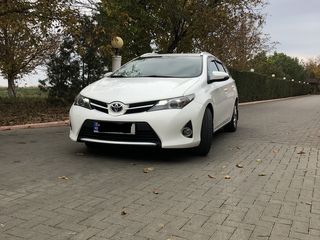 Toyota Auris foto 2