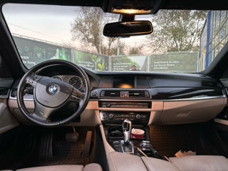 BMW 5 Series foto 4