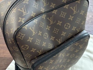 Продам рюкзак Louis Vuitton оригинал 100% Sold Out ! foto 2