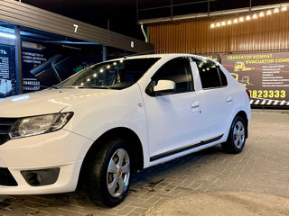 Dacia Logan foto 2