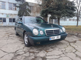 Mercedes E-Class