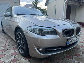 BMW 5 Series foto 1